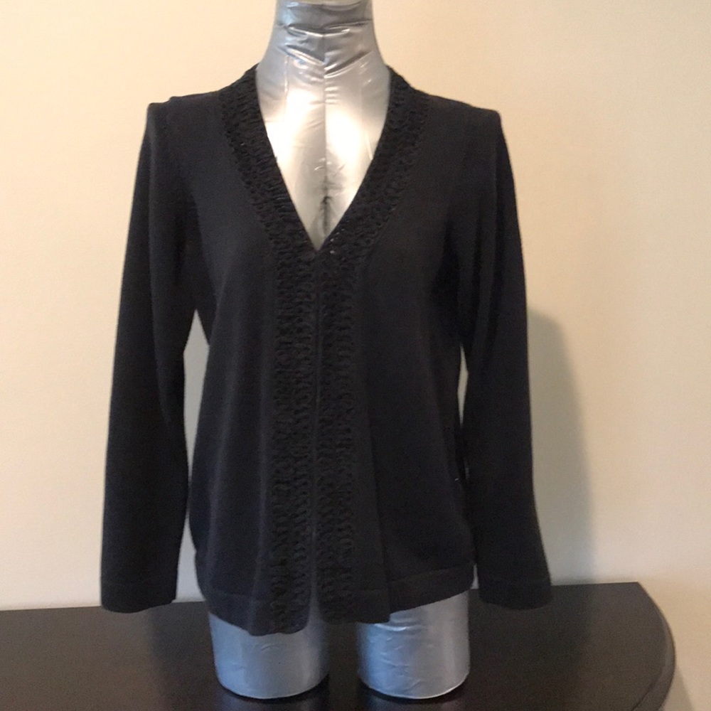 Cardigan sweater